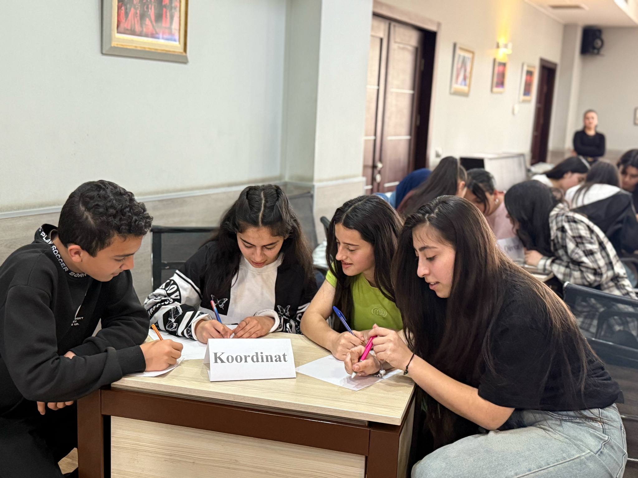 The next knowledge competition of the "Tusi Mathematics Club" was held