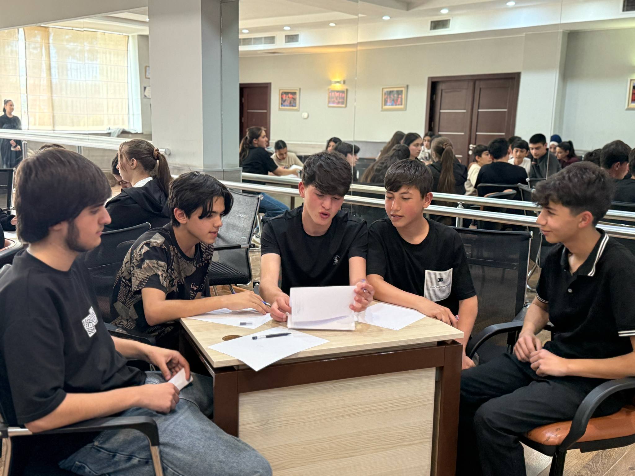 The next knowledge competition of the "Tusi Mathematics Club" was held