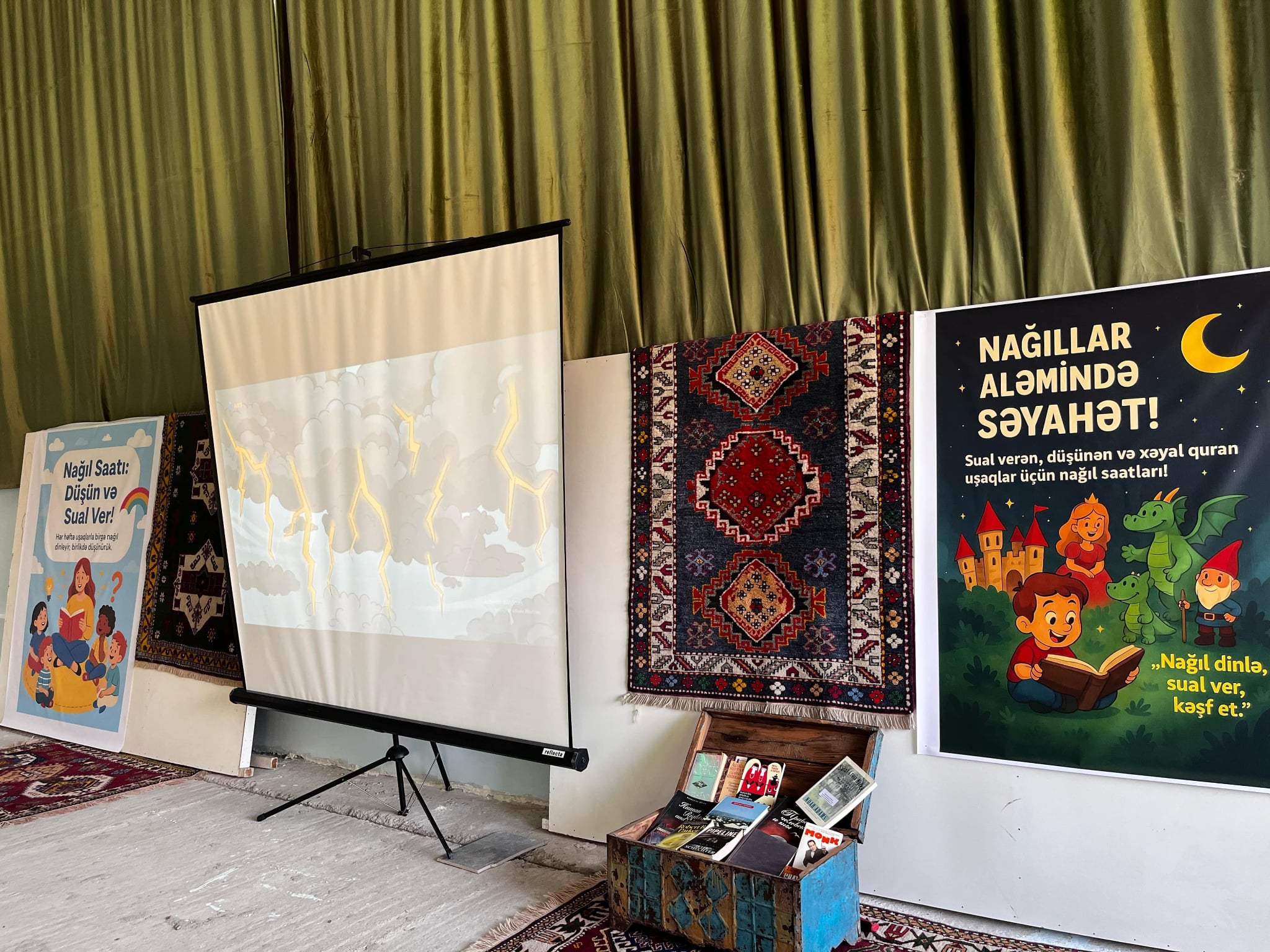 An event was held at the "SARAL Development and Education Center" as part of the project "Fairytale Nights"