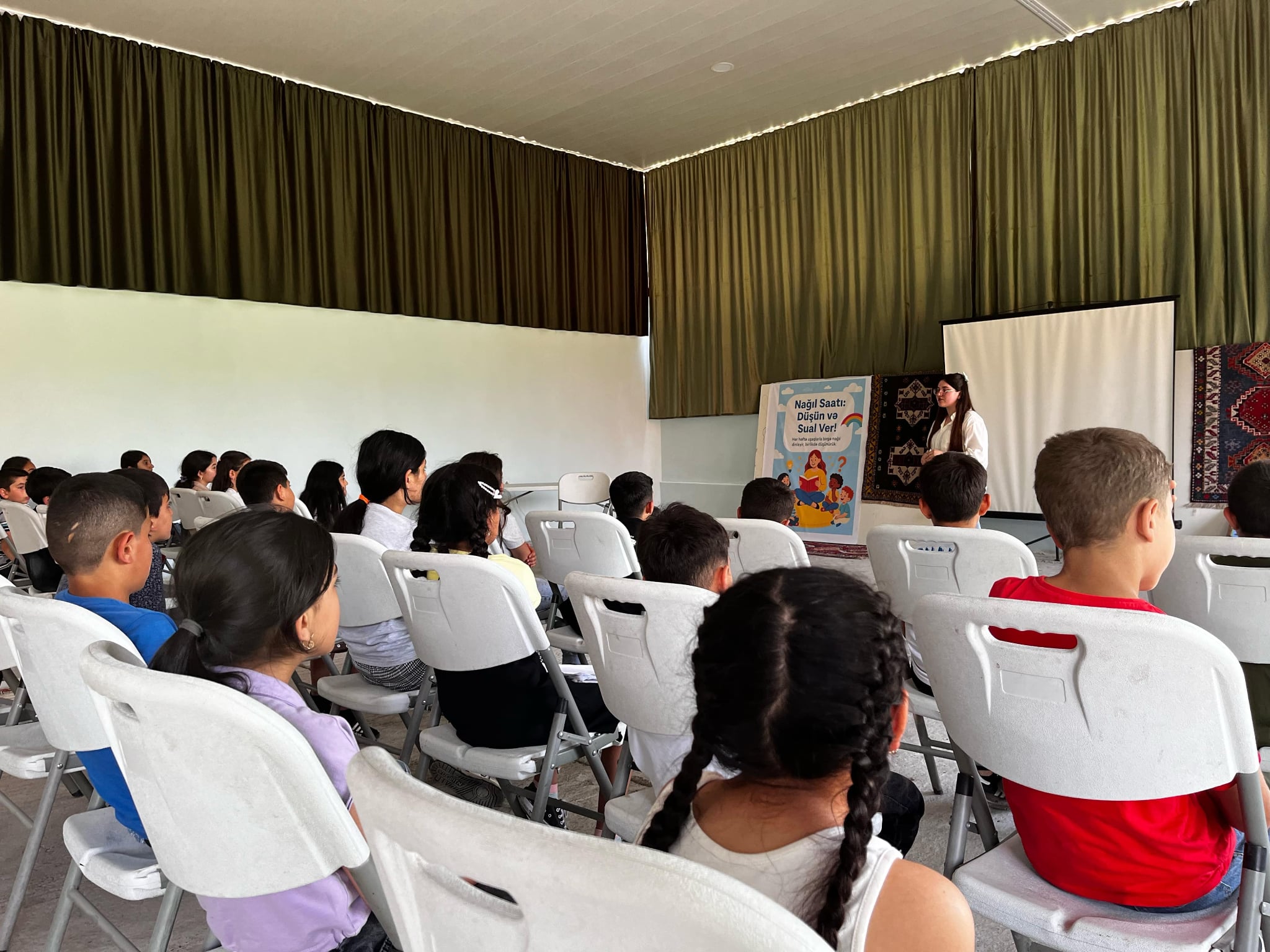 An event was held at the "SARAL Development and Education Center" as part of the project "Fairytale Nights"