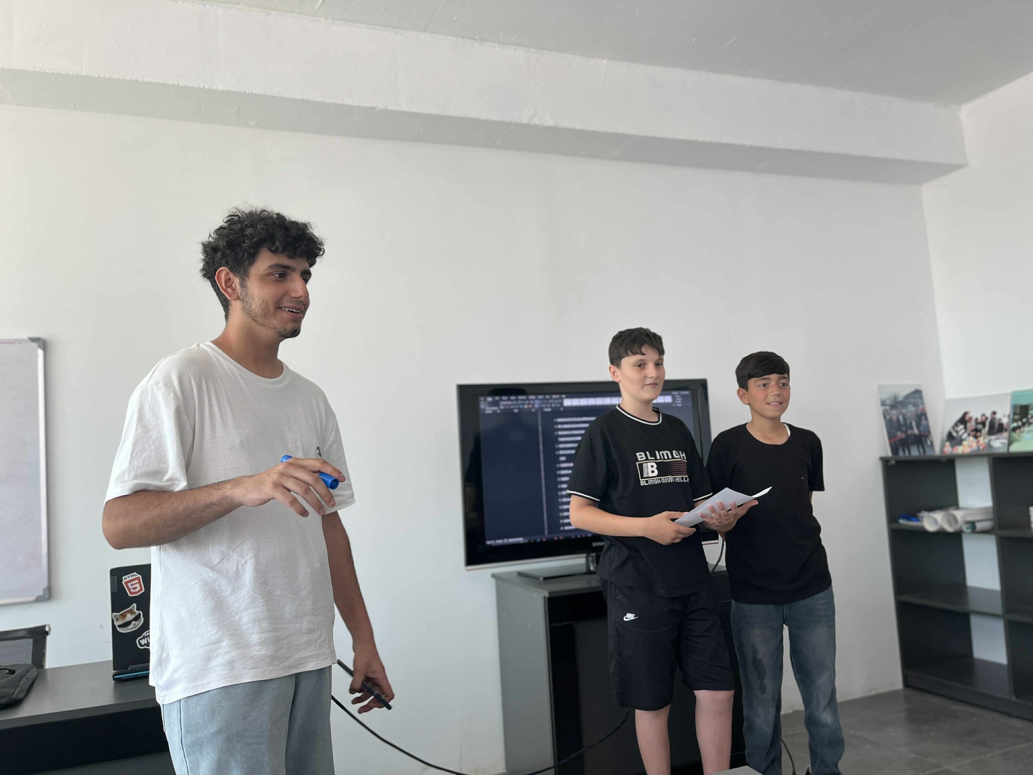 Training on artificial intelligence was held for young people at the "Saral Development and Education Center"