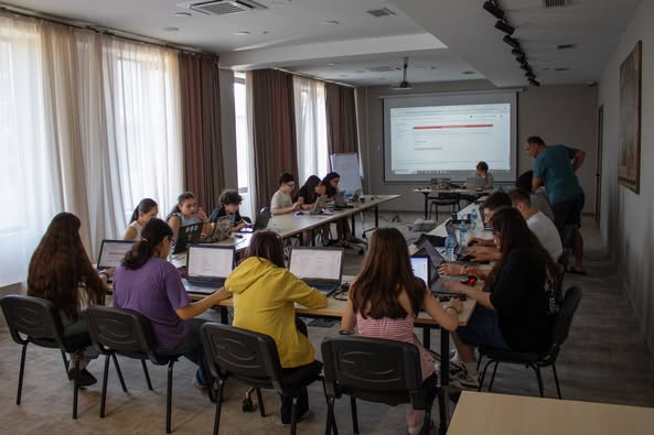 Young people from Marneuli and Bolnisi participated in the "Wiki Camp 2025" held in Akhaltsikhe.