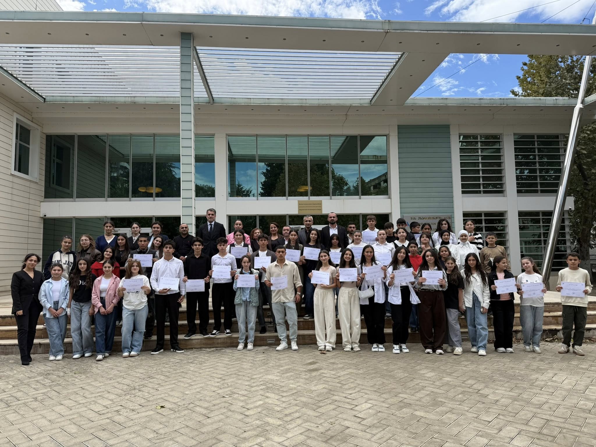 The team of "SARAL Development and Education Center" participated in the knowledge competition held at GAIM