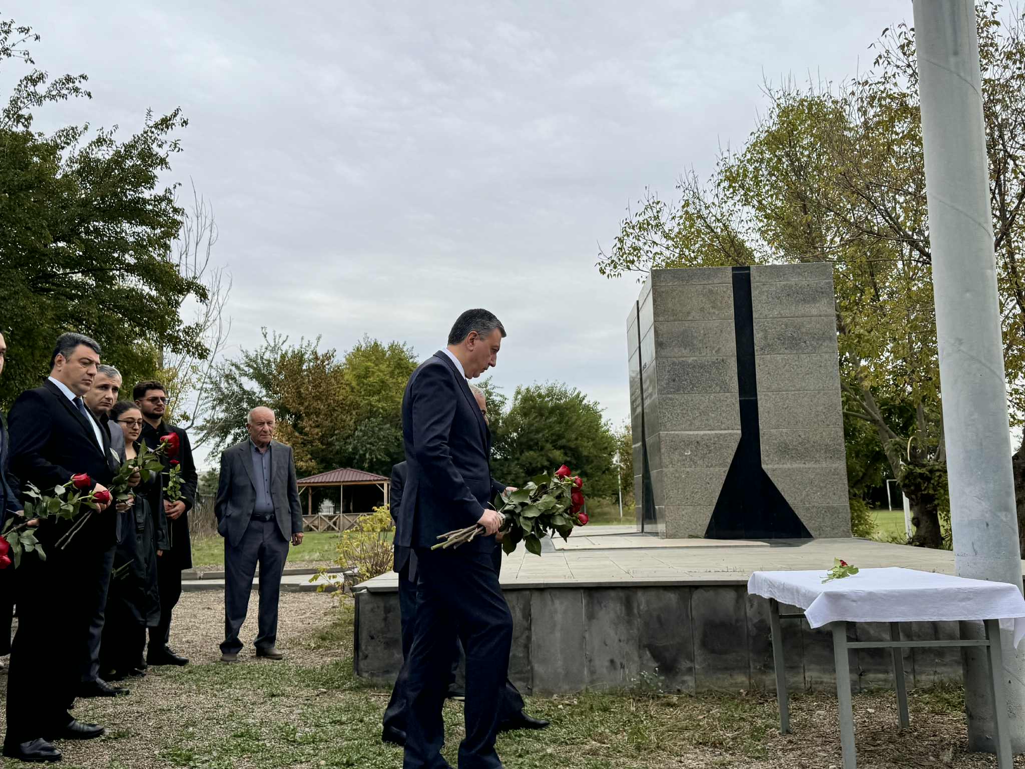 On the occasion of Memorial Day, the monument to National Hero Jalil Safarov, erected in the Lejbaddin village of Marneuli municipality, was visited