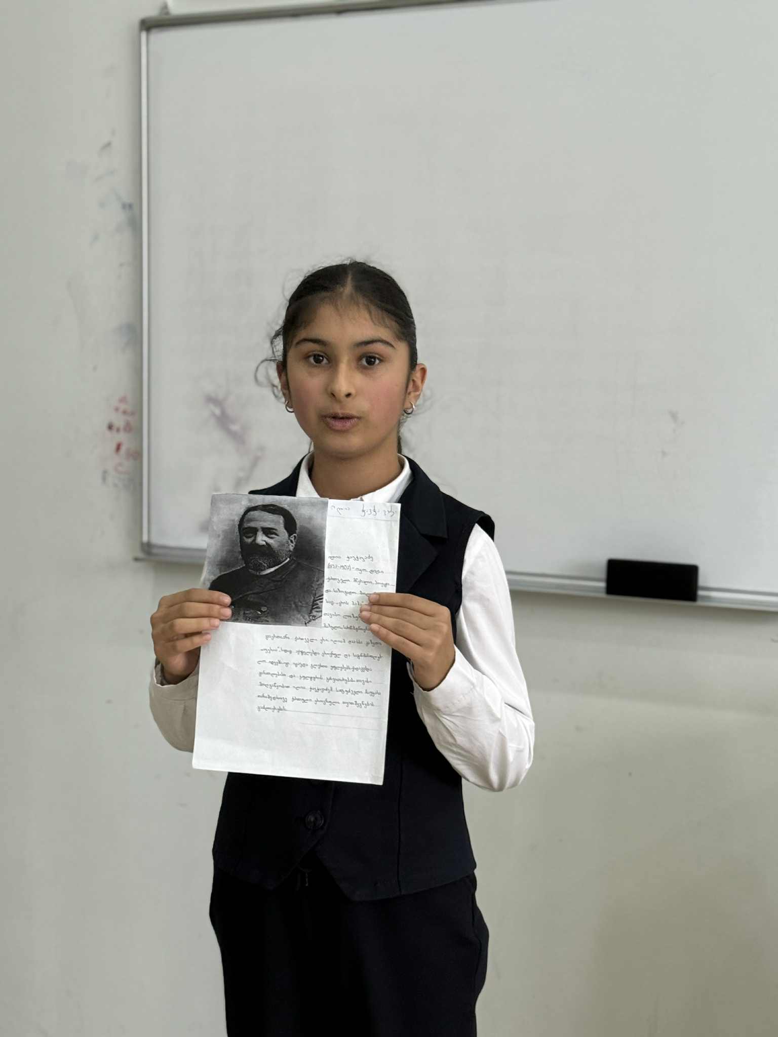 Presentations about Georgian Literature by members of the Georgian language course at the Tea House