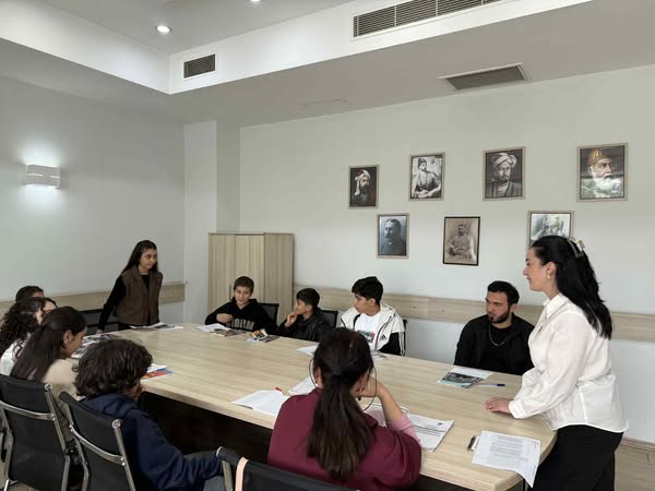 Presentations about Georgian Literature by members of the Georgian language course at the Tea House