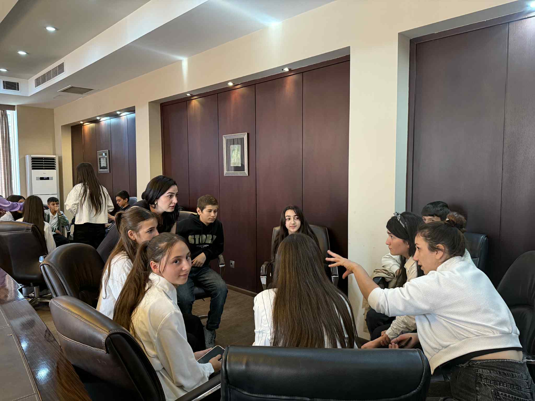 A training on "Online Violence and Digital Safety" was held at Tea House