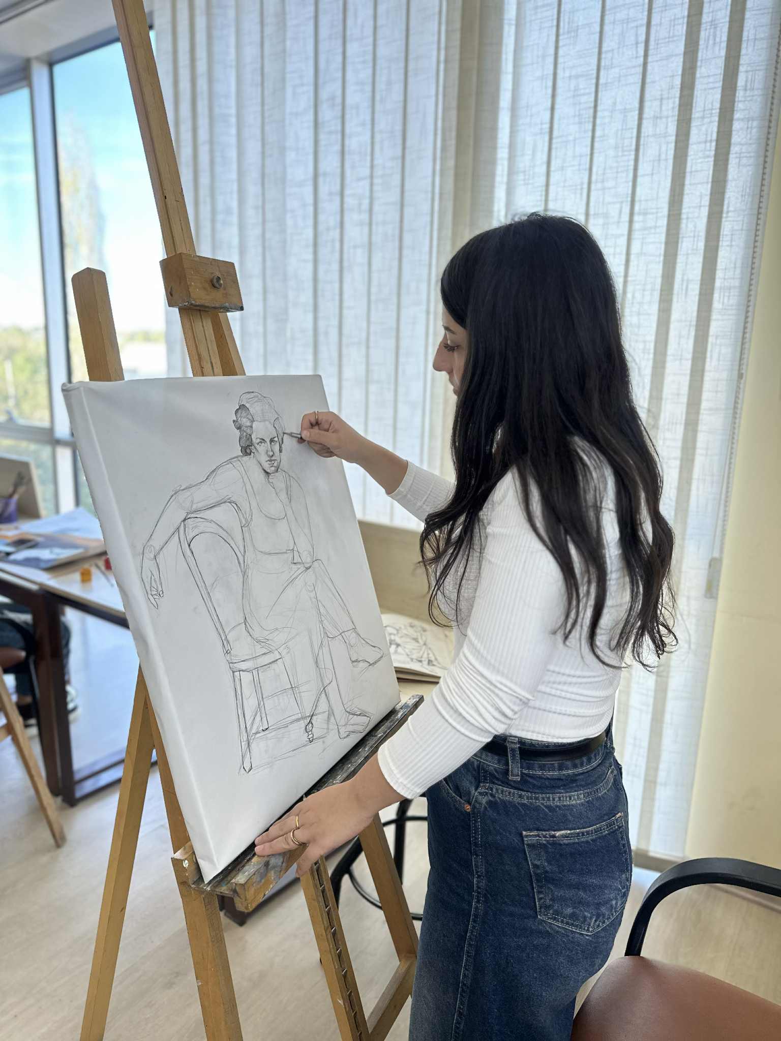 Drawing lesson at the Tea House