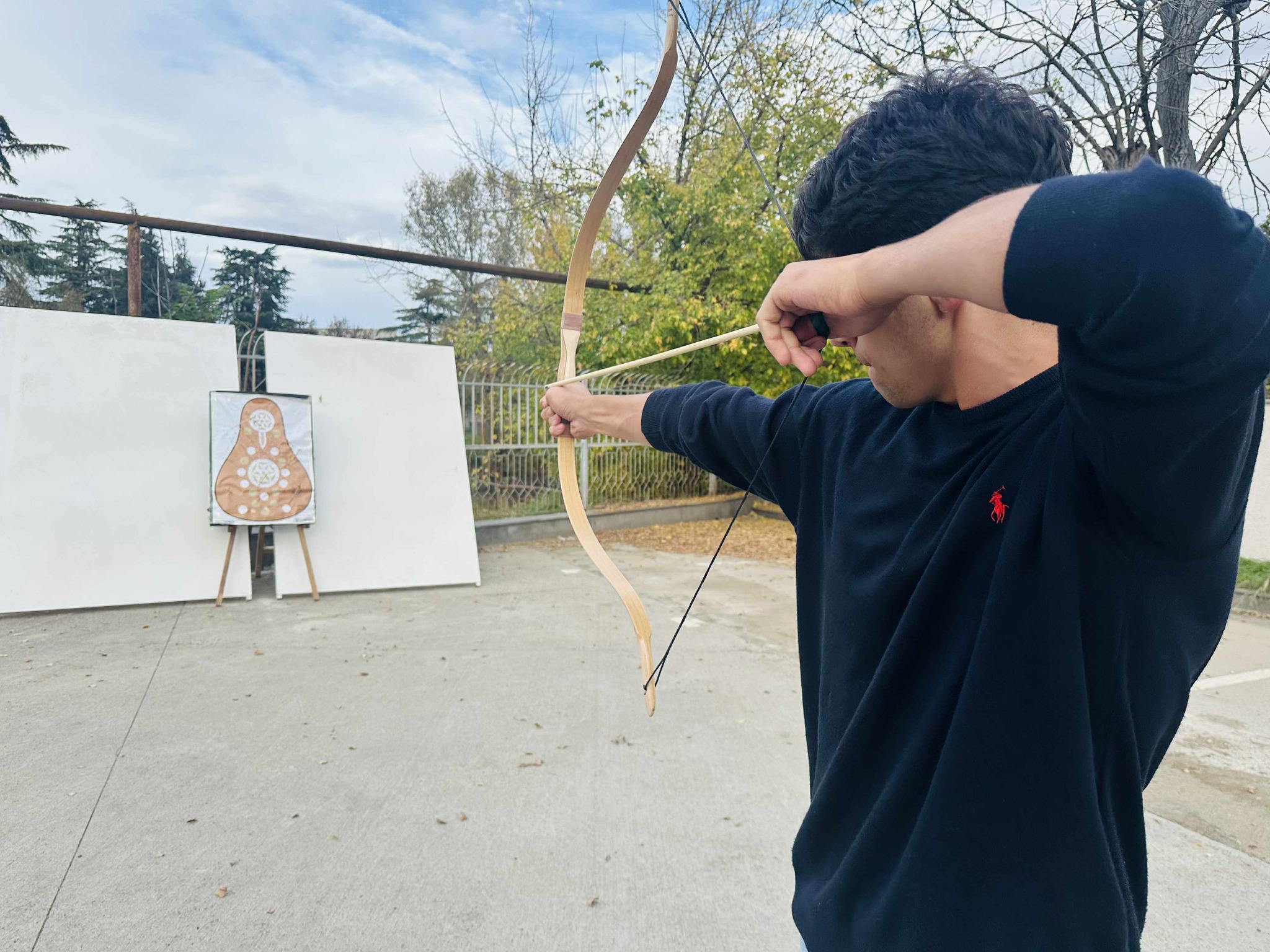 The next archery course training was held at the "Tea House"