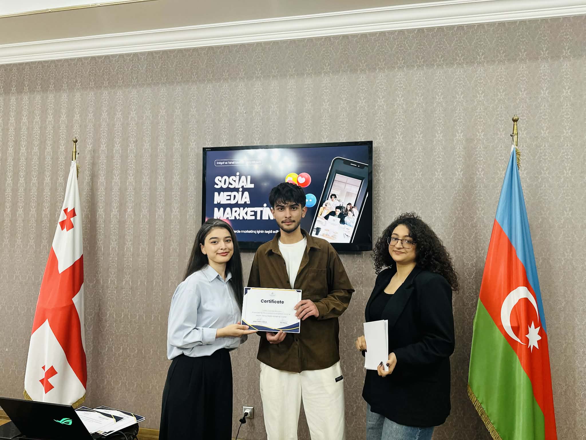 The fourth and final training of the SMM – Social Media Marketing courses was held for students who are members of "GASU"