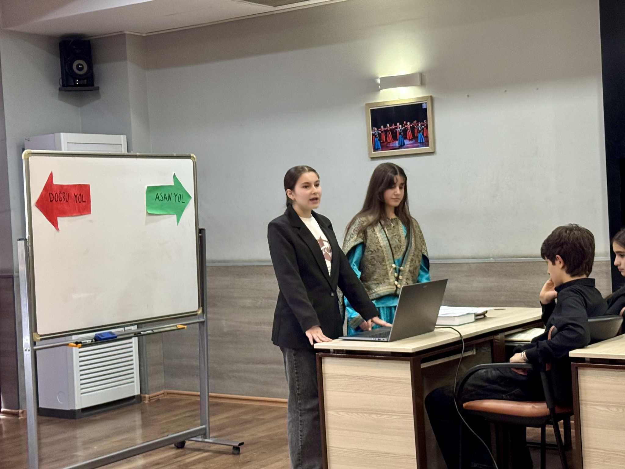 Nizami Ganjavi Night at Tea House/Exhibition/Borchali Carpet