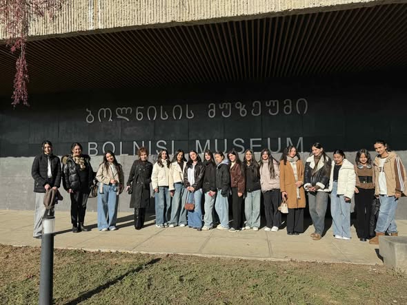 Visit of "Tea House" members to the Bolnisi Museum