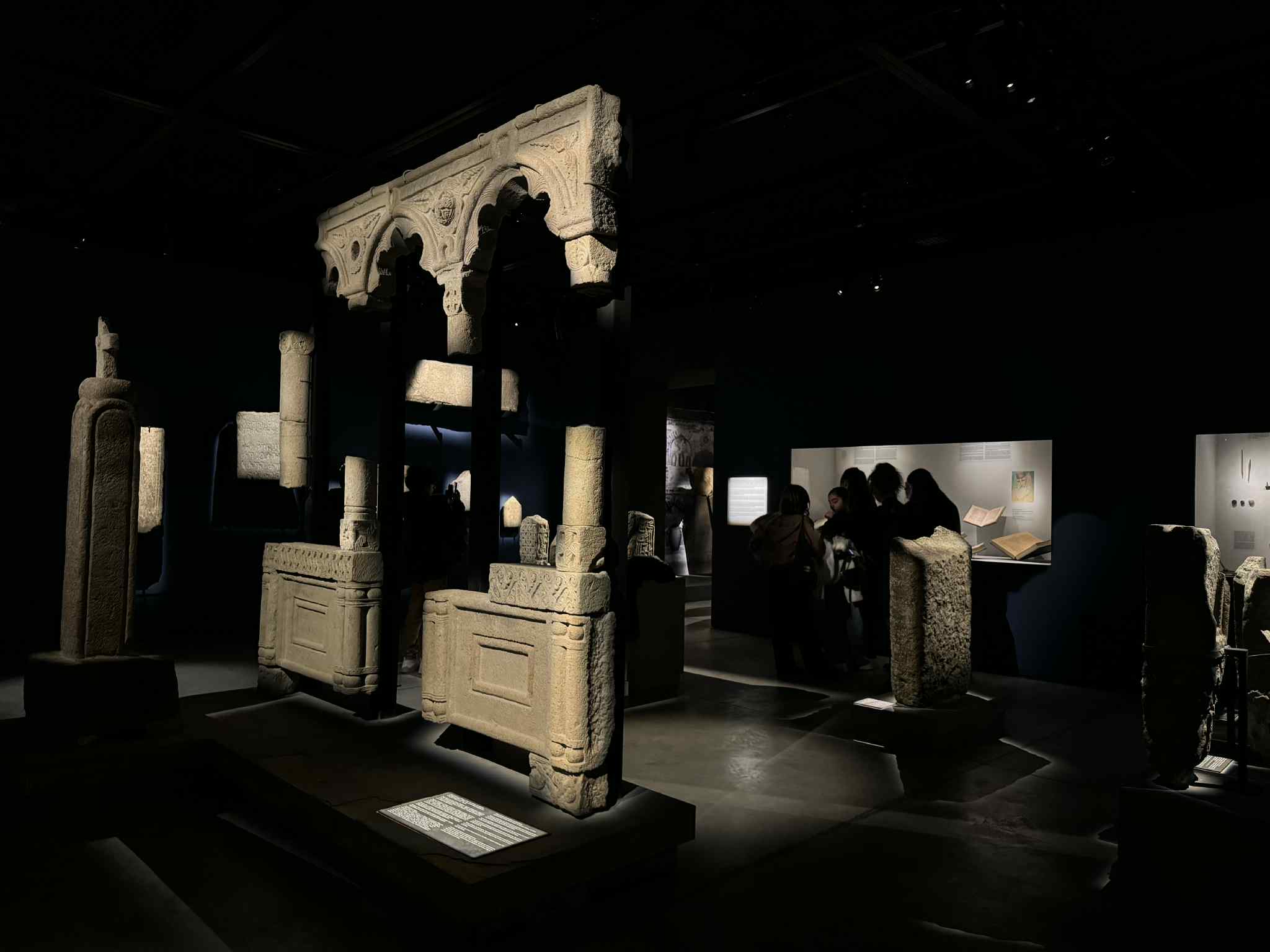 Visit of "Tea House" members to the Bolnisi Museum