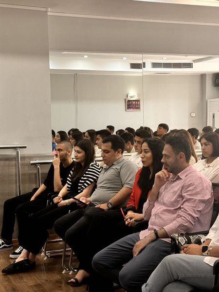 The second event of the "Ball Rain" campaign was held at the Tea House