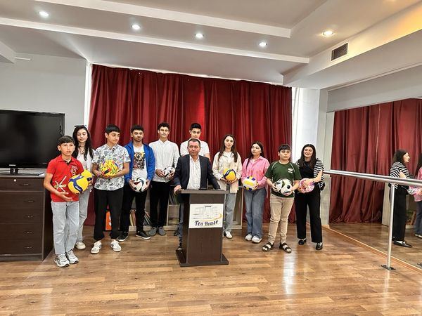 The second event of the "Ball Rain" campaign was held at the Tea House